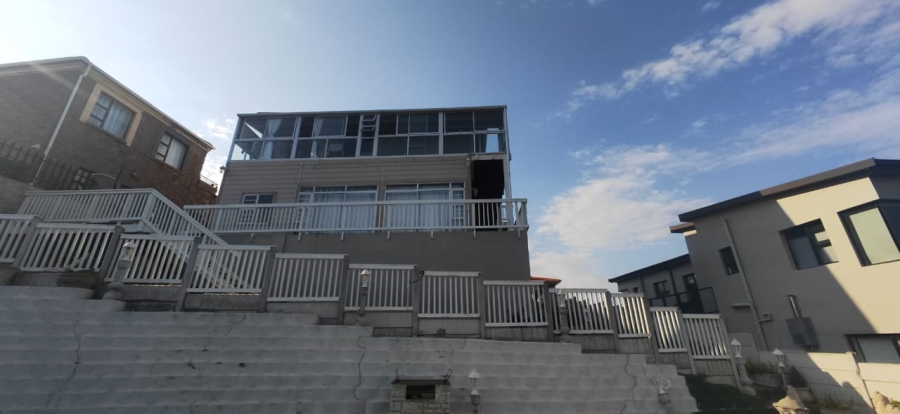 5 Bedroom Property for Sale in Seemeeu Park Western Cape